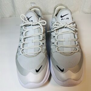 Nike Women's Air Sneakers - White and Gray